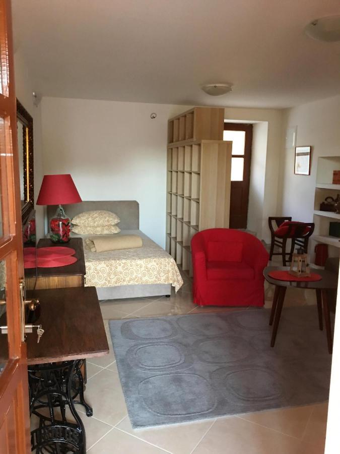 Apartments By The Sea Blace, Neretva Delta - Usce Neretve - 16068 Extérieur photo
