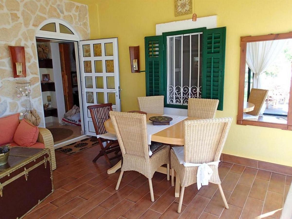 Apartments By The Sea Blace, Neretva Delta - Usce Neretve - 16068 Extérieur photo